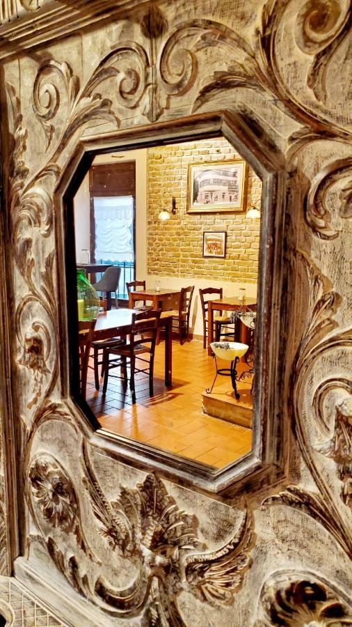 Baronka Bed & Breakfast & Bistrot Betliar ภายนอก รูปภาพ