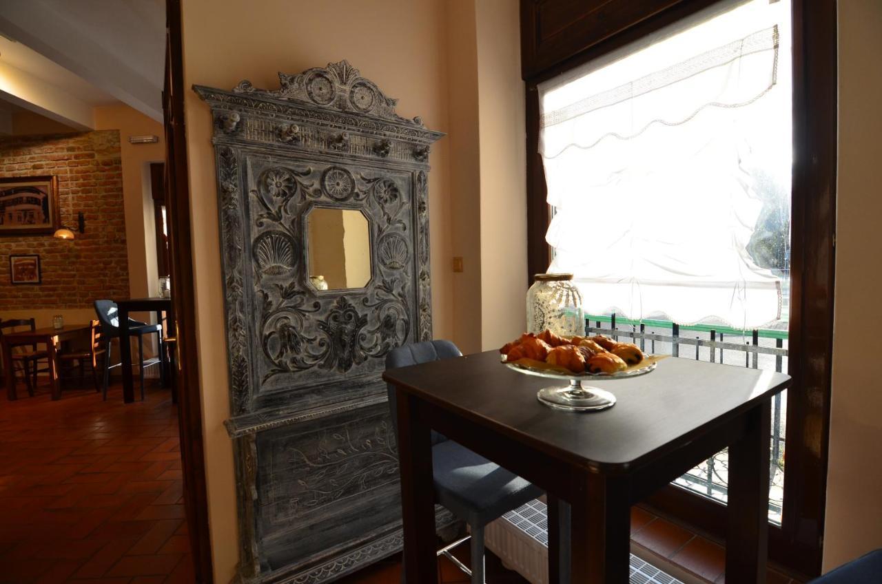 Baronka Bed & Breakfast & Bistrot Betliar ภายนอก รูปภาพ
